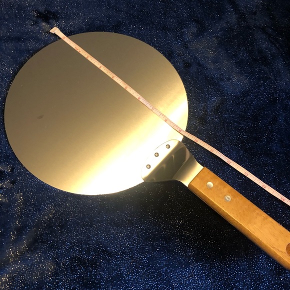 Pizza Server 10 inch circular    never been used. - Picture 5 of 7